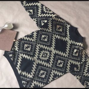 Black and Gold Print Sweater😍